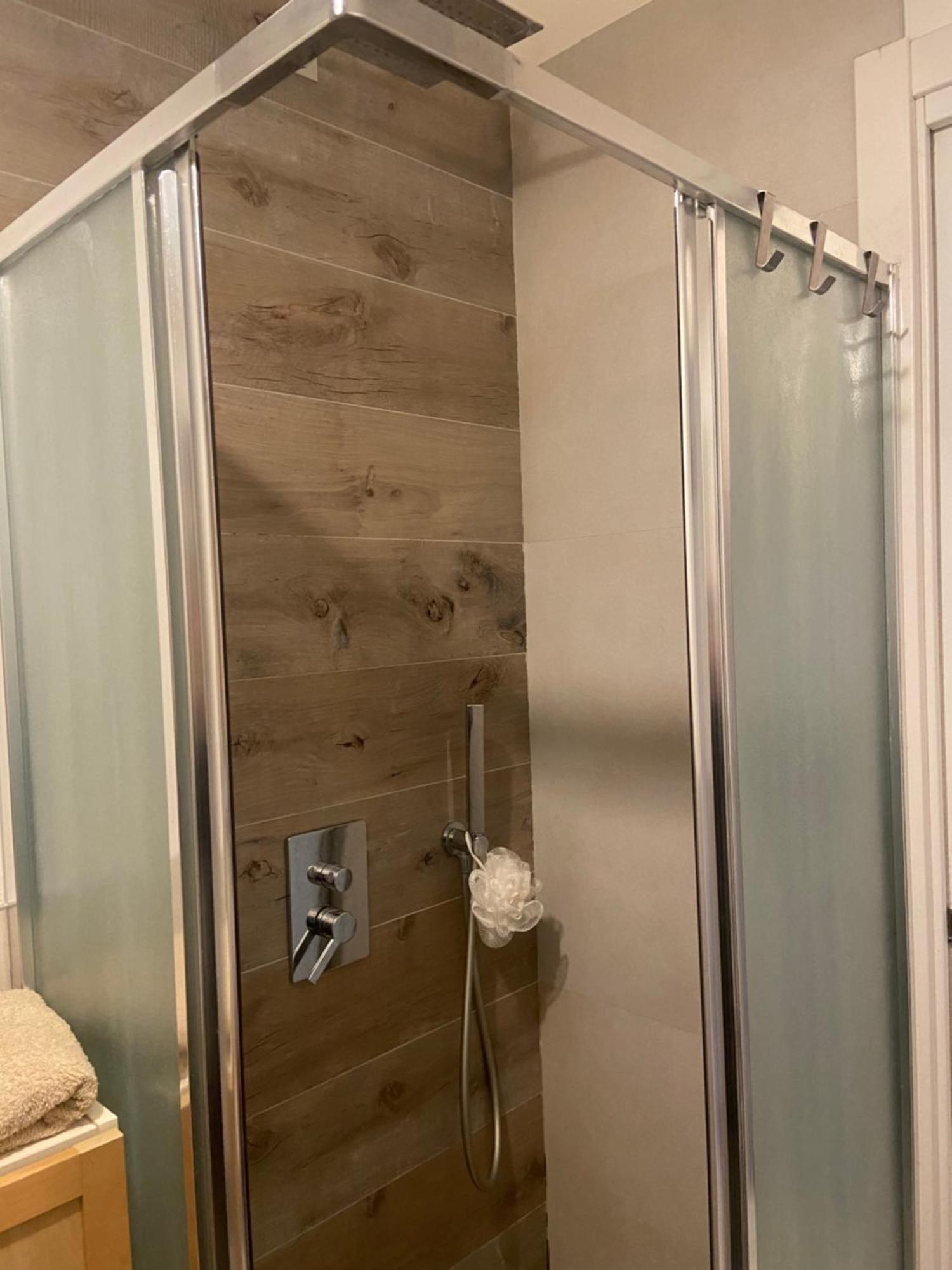 Onlyroomsrho Esterno foto