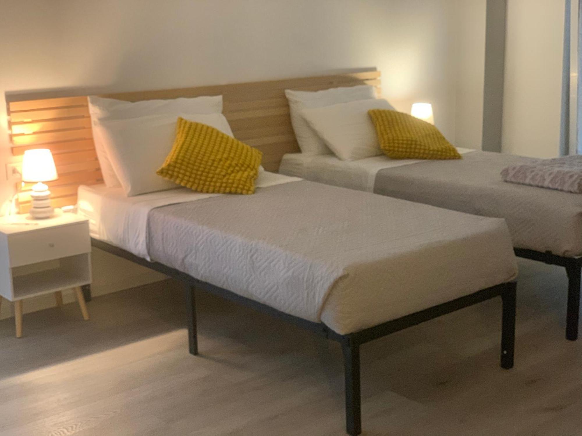 Onlyroomsrho Esterno foto