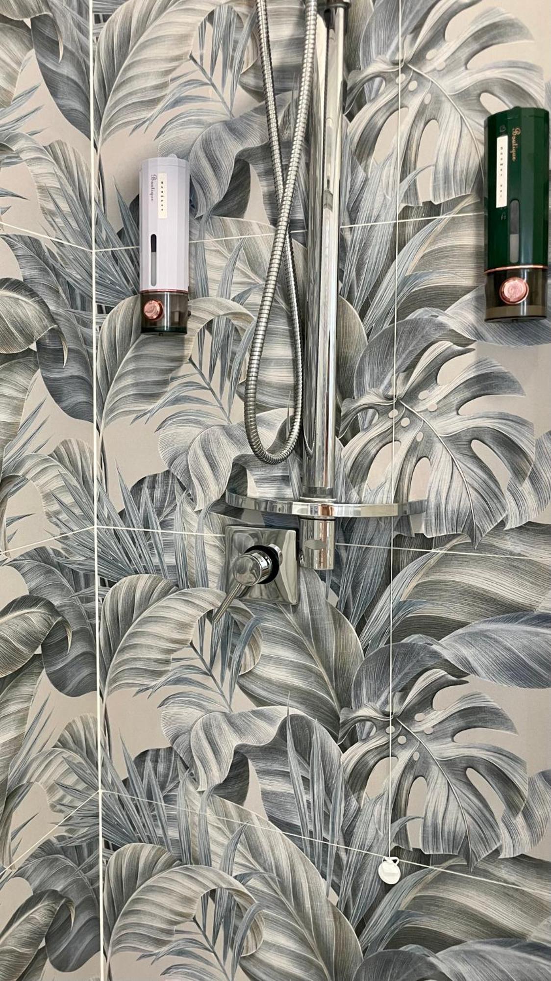 Onlyroomsrho Esterno foto