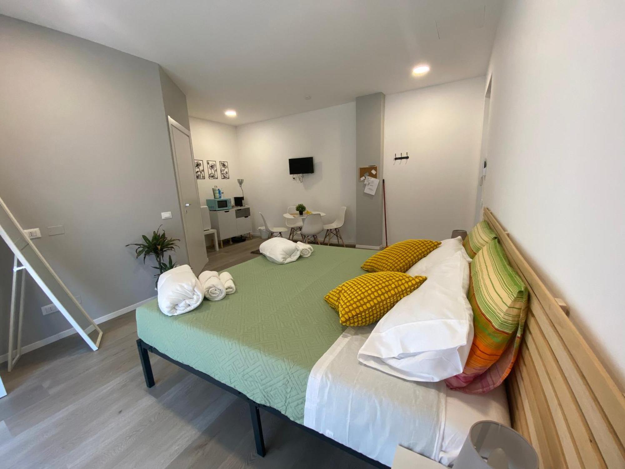 Onlyroomsrho Esterno foto