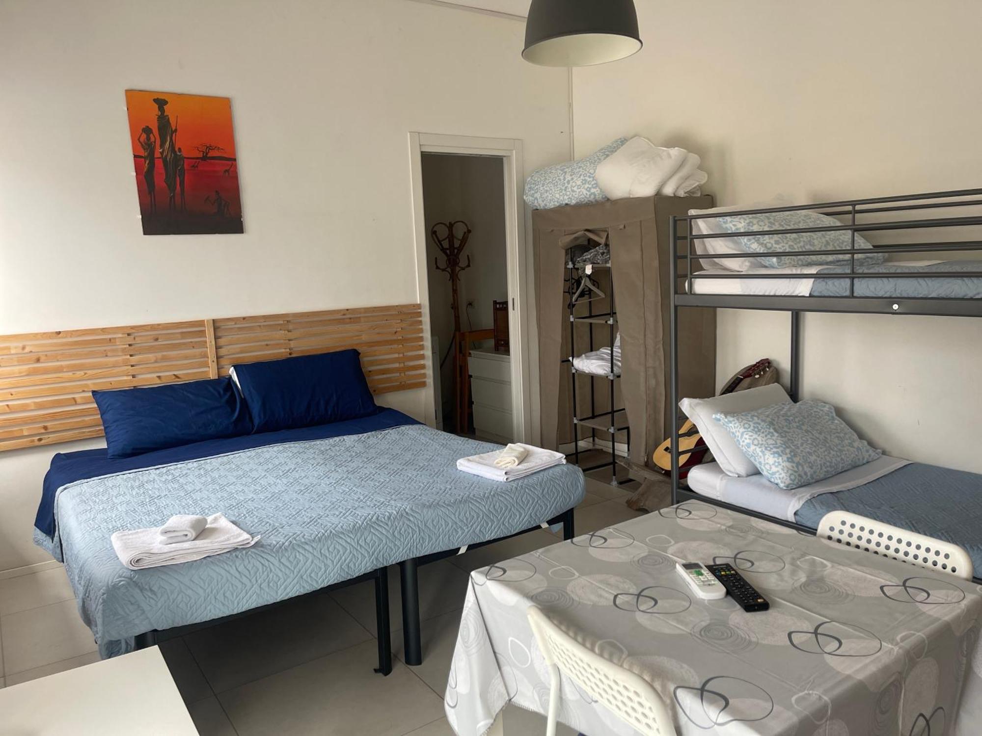 Onlyroomsrho Esterno foto